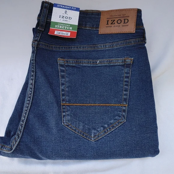 Izod Men's Jean - Picture 7 of 8